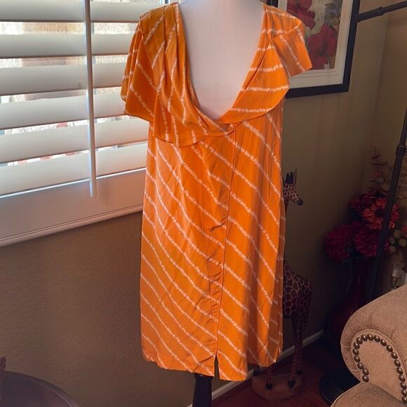 BCBGMAXAZRIA Draped Silk Dress in Striped Citrus, SZ M - Picture 1 of 10